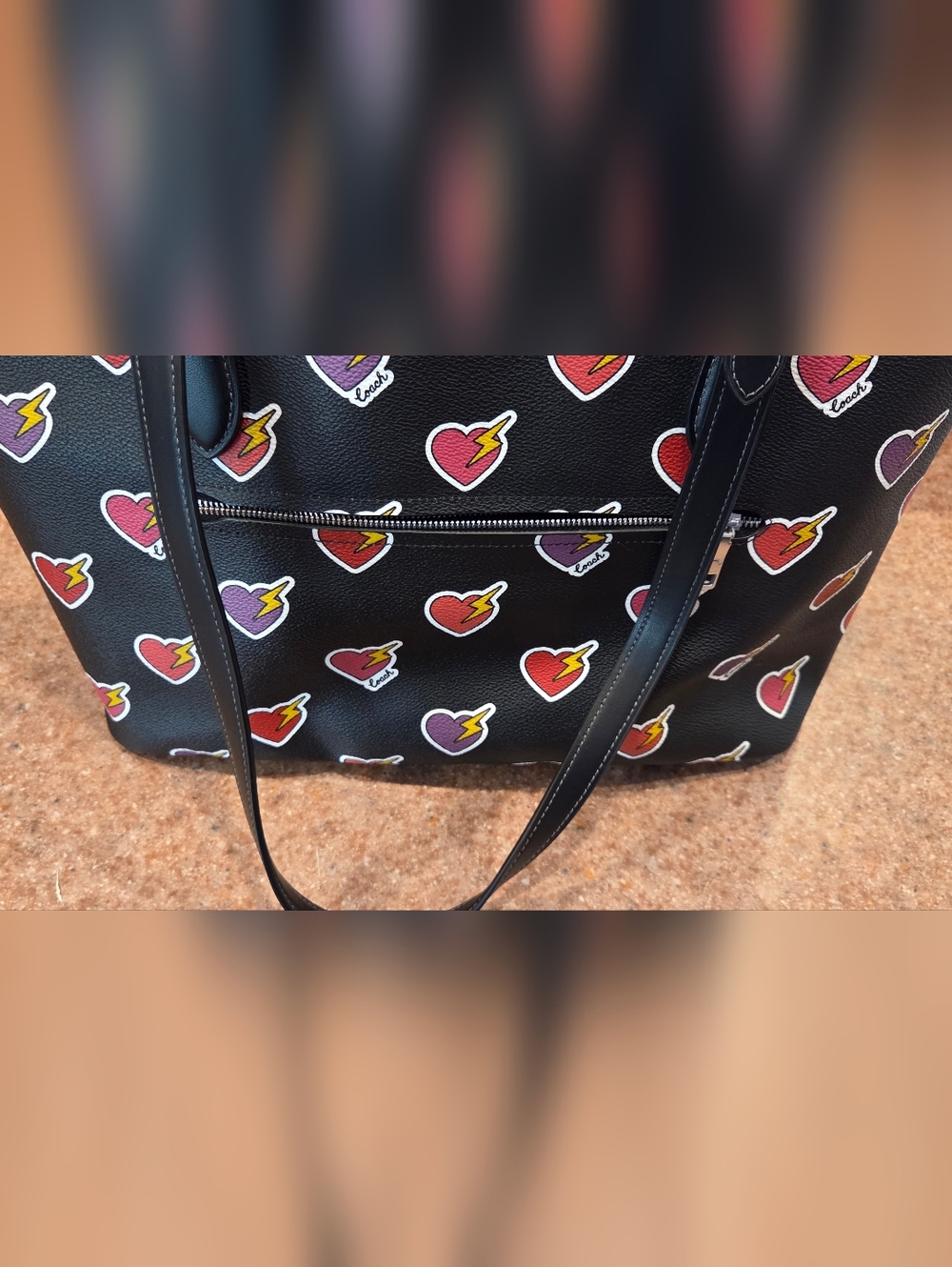NWT Coach Black Heart Print Tote - Picture 7 of 9